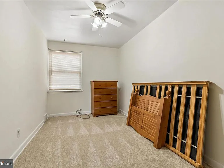 621 Hamilton St — Photo 15
