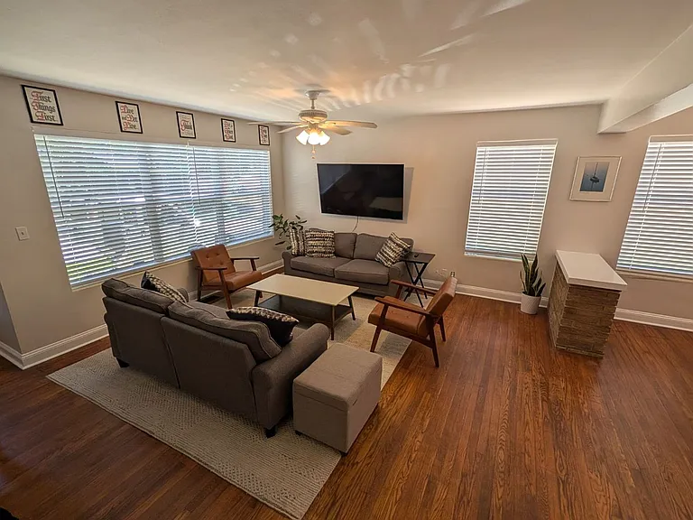 2716 Green St — Photo 9