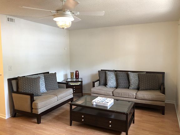 2nd image of 2600 S Kanner Hwy APT V3