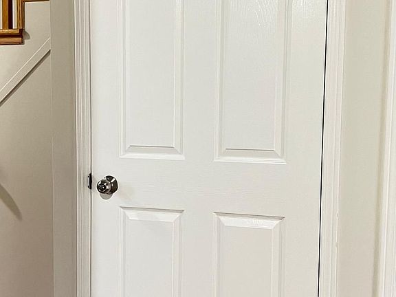 5th image of 33 Clover Bloom Rd