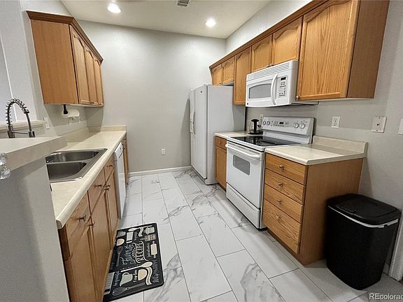 4th image of 3912 S Carson Street #102