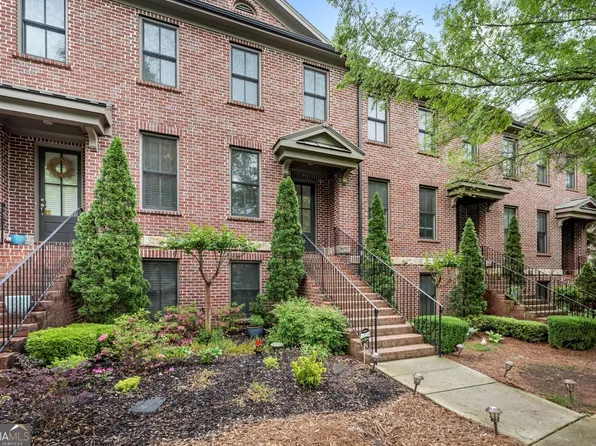 2038 Heathermere Way, Roswell, GA 30075