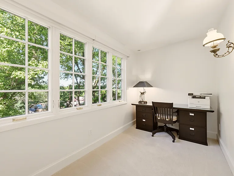 5168 Fulton St NW — Photo 11
