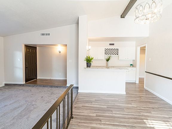 5th image of 4506 Mint Dr