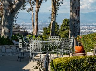 10 Stallion Rd, Rancho Palos Verdes, CA 90275