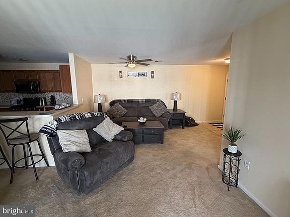 5th image of 110 Lionheart Ln