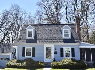 7 Walnut Hill Dr, Worcester, MA 01602