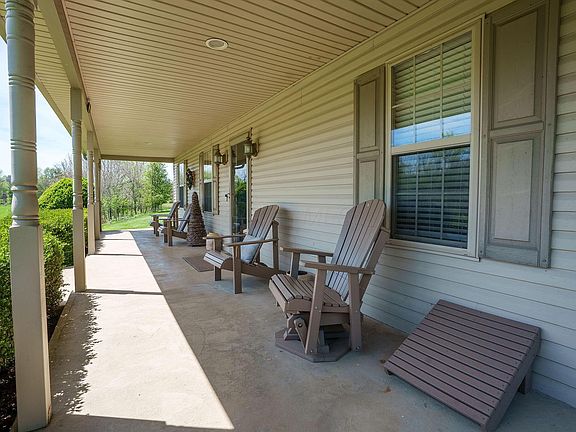 5th image of 839 Falls Rd