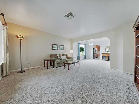 4th image of 20242 Stonegrove Ct