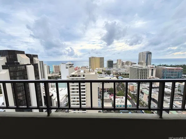 2240 Kuhio Ave APT 2708, Honolulu, HI 96815