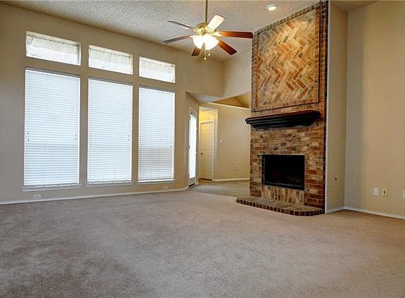 3rd image of 1633 Brook Stone Dr