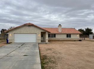 21230 Valencia St, Apple Valley, CA 92308