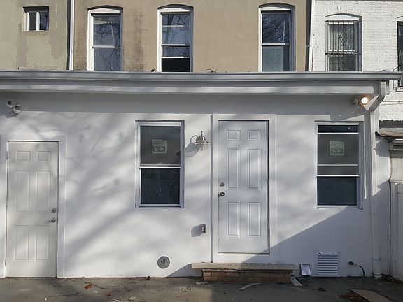 2nd image of 74-5201 Kihawahine Pl