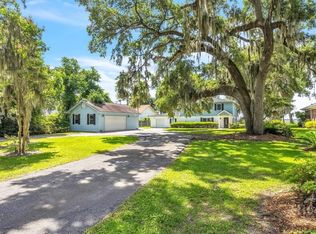 92 Old Mill Rd E, Richmond Hill, GA 31324