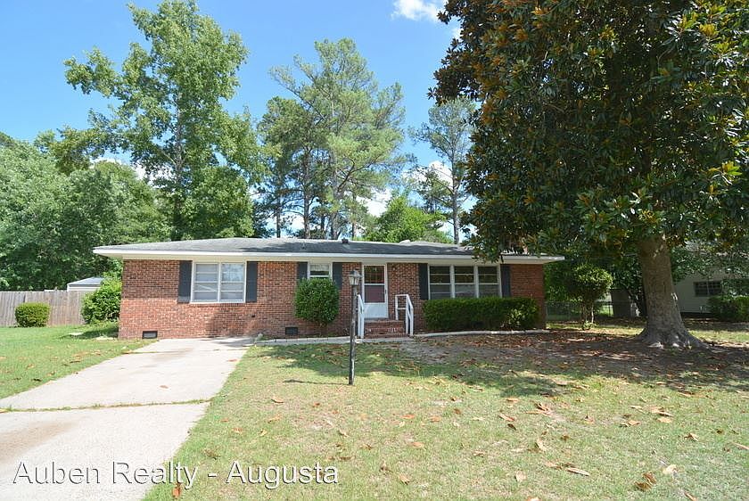 1st image of 115 Thomas Dr