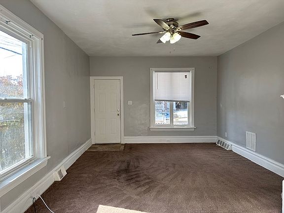 3rd image of 231 S 19th St