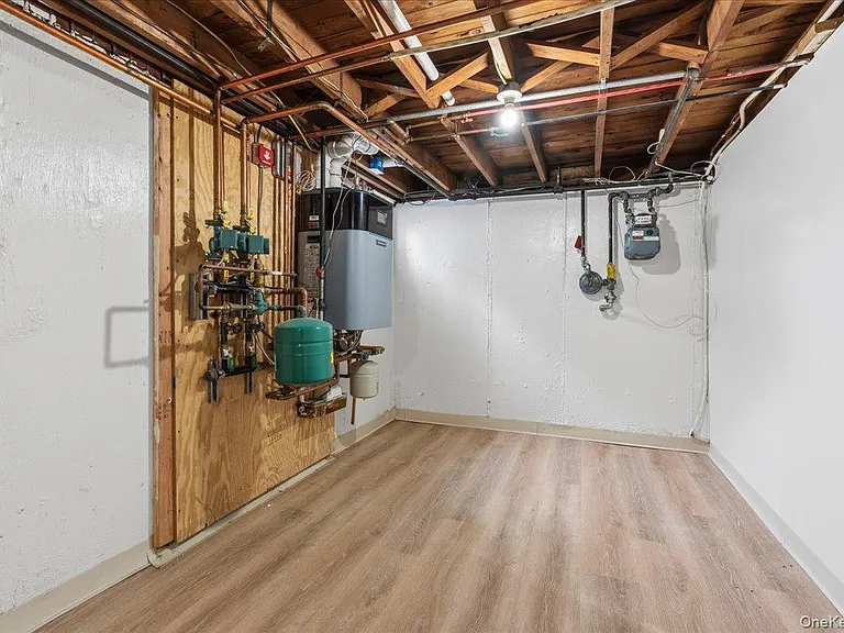 4 Cecil Pl — Photo 22