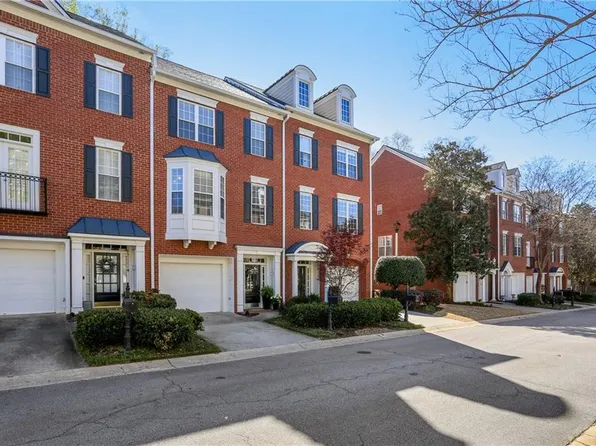 1407 Waters Edge Trl, Roswell, GA 30075