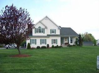 7 Quaker Mill Run, Florida, NY 10921