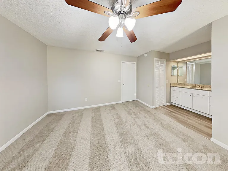 10672 Parliament Pl — Photo 8