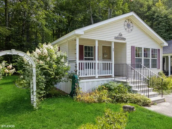 20 Beech Hill Road #27, Exeter, NH 03833