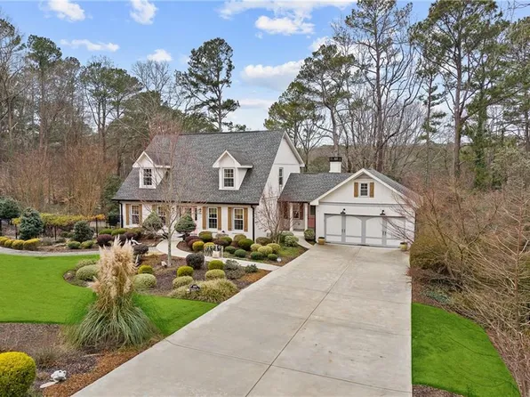 2670 Churchwell Ln, Tucker, GA 30084