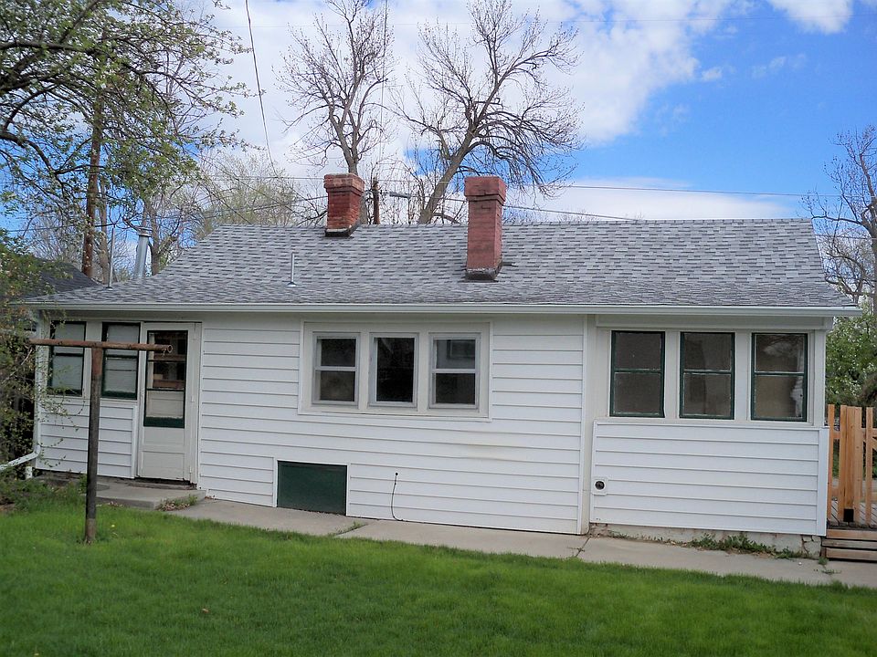 1st image of 111 1/2 Avenue B
