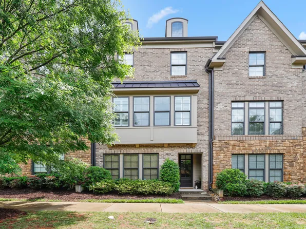 1602 Bowery Dr, Raleigh, NC 27607