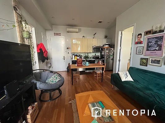 Rented by Rentopia | media 22