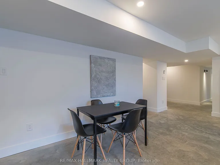 49 Chippewa Ave #LOWER — Photo 6
