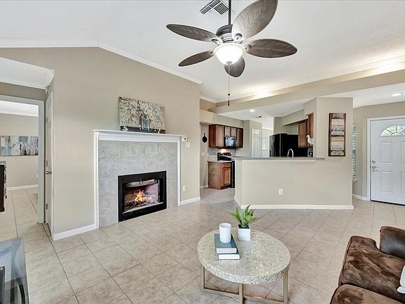 4th image of 2905 Marlin Court