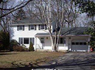 249 Ridgewood Dr, Groton, CT 06355