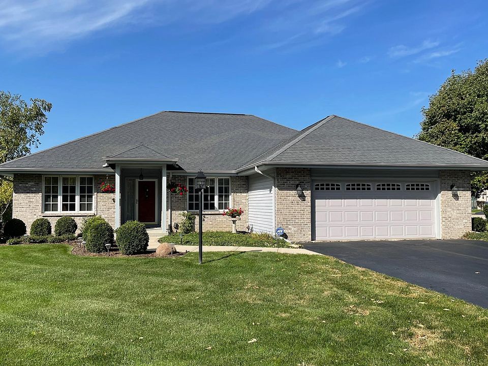 1st image of 3632 Applewood Ln