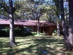 1st image of 1206 Woodridge Cir