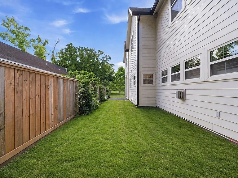 3118 Morrison St — Photo 33