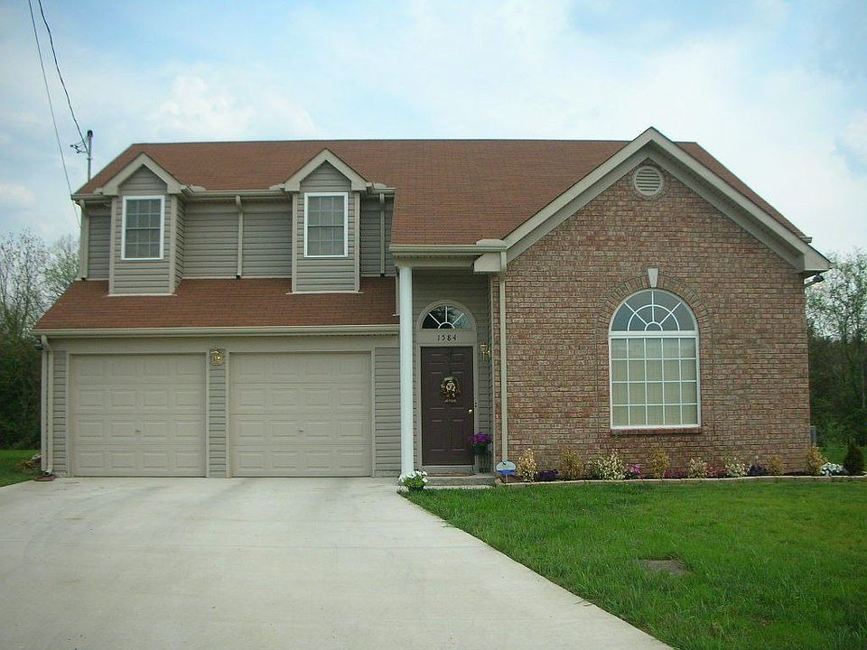 Front of 1584 Emerald Bay Blvd.