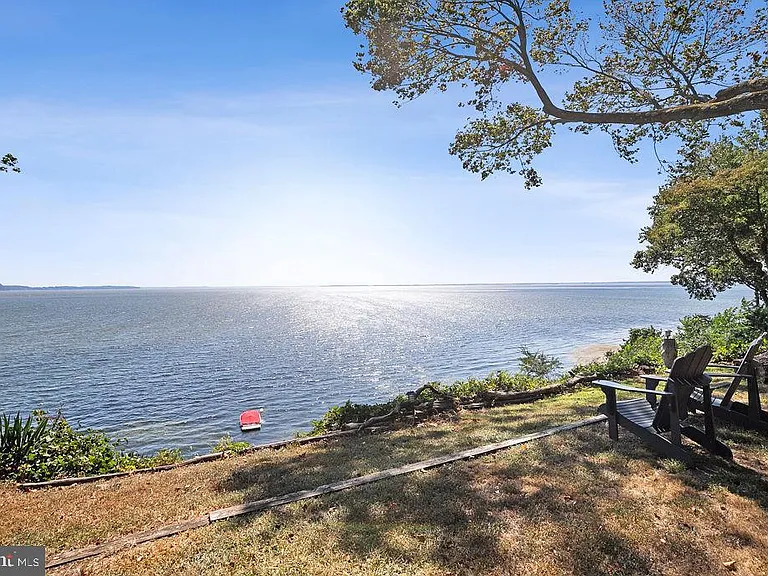 1348 Carpenters Point Rd — Photo 33