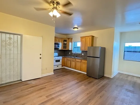 7416 S Vermont Ave, Los Angeles, CA 90044