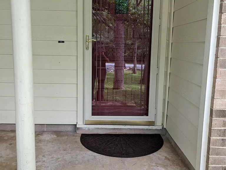 5904 Burlington Ct — Photo 14
