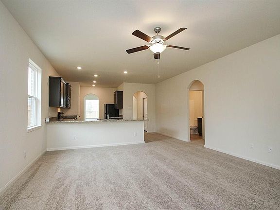 4th image of 357 Palo Duro Dr