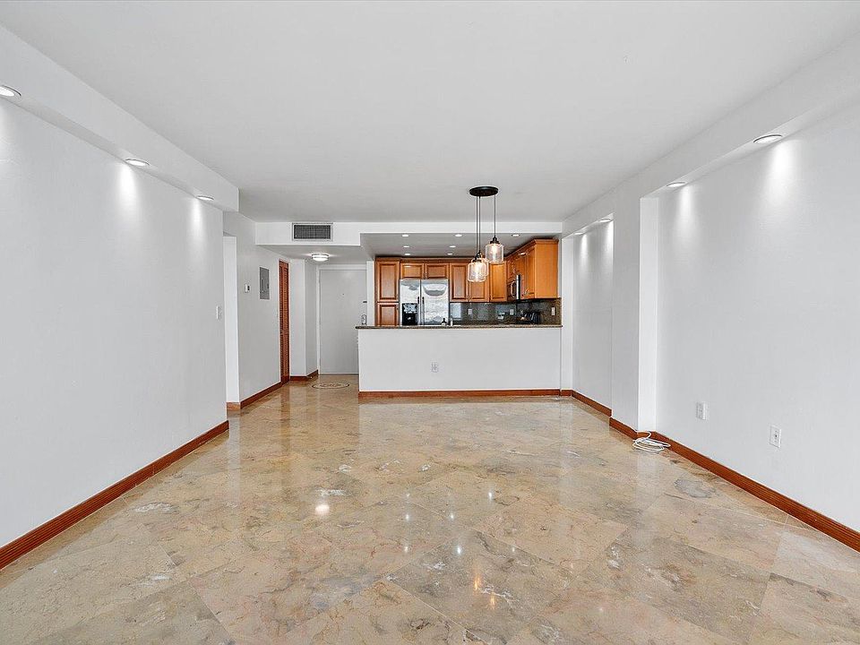 1st image of 600 NE 36th St APT 1417