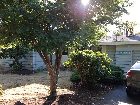 3rd image of 3612 Crestview Dr W