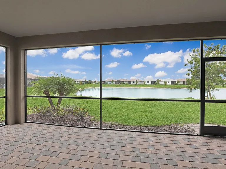 17982 Grand Prosperity Dr — Photo 17