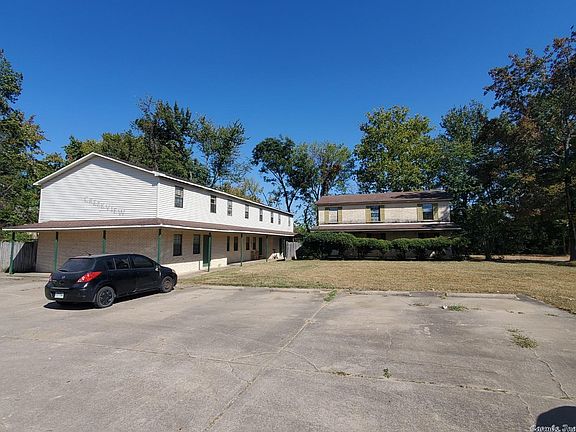 2nd image of 106 Woodlane Dr