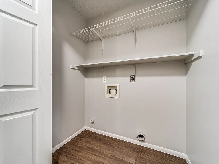 7359 Corian Park Dr — Photo 22