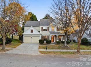 18015 Harbor Mist Rd, Cornelius, NC 28031