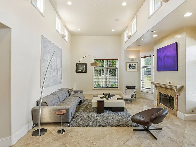 1011 Avenida Amantea — Photo 12