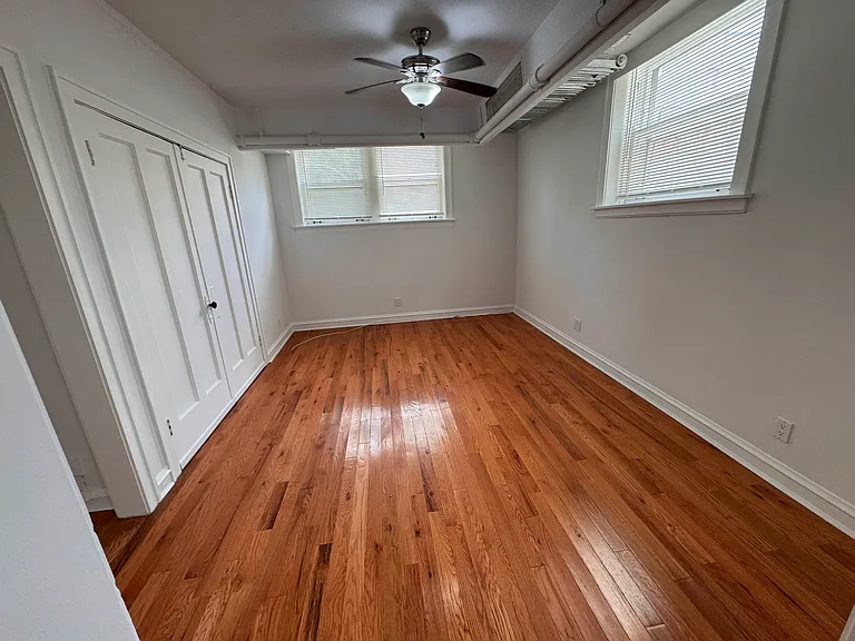 3946 N Bell Ave #BASEMENT — Photo 5