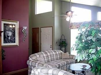 4th image of 306 White River Dr