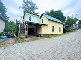 10 Ridgeway St, Springfield, VT 05156